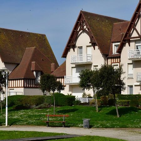 Triplex Avec Jardinet - Wifi - A 400M De La Plage كورسول-سور-مار المظهر الخارجي الصورة