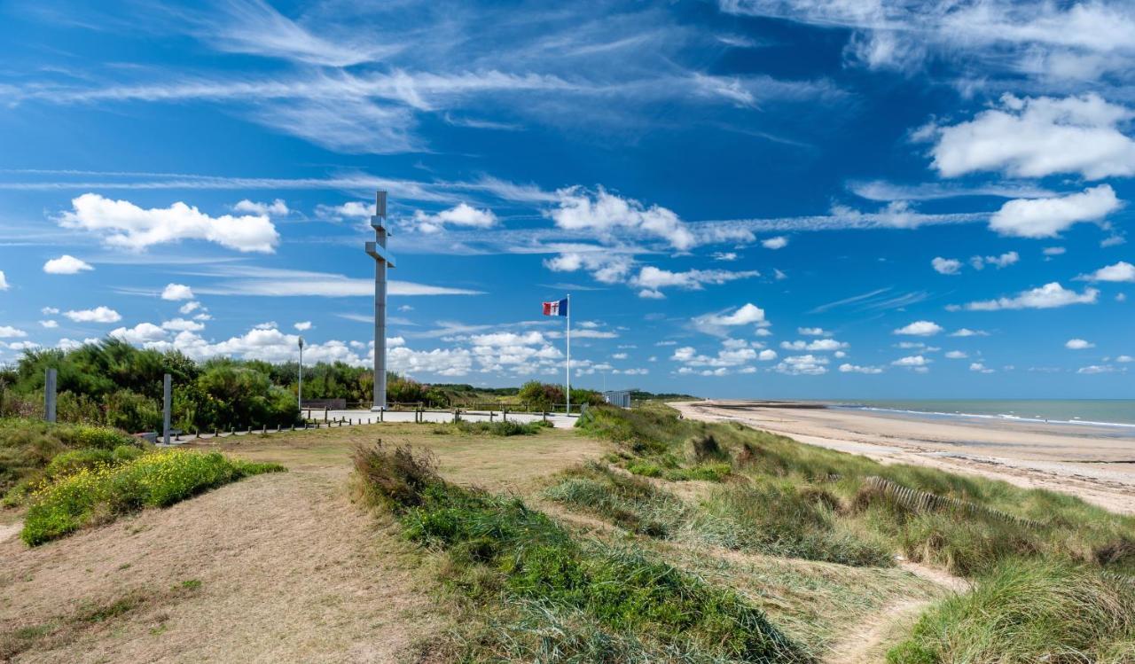 Triplex Avec Jardinet - Wifi - A 400M De La Plage كورسول-سور-مار المظهر الخارجي الصورة